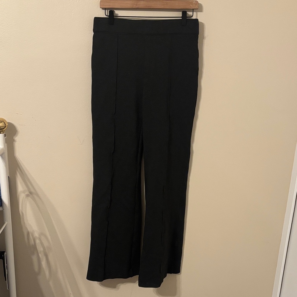 Spanx The Perfect Pointe Flare Pants